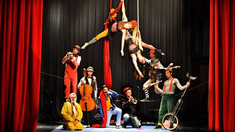 5 δυνατές παιδικές θεατρικές πρεμιέρες