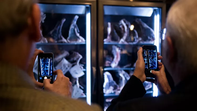 Έτοιμο το καινούργιο steak bar της Φάρμας Μπράλου