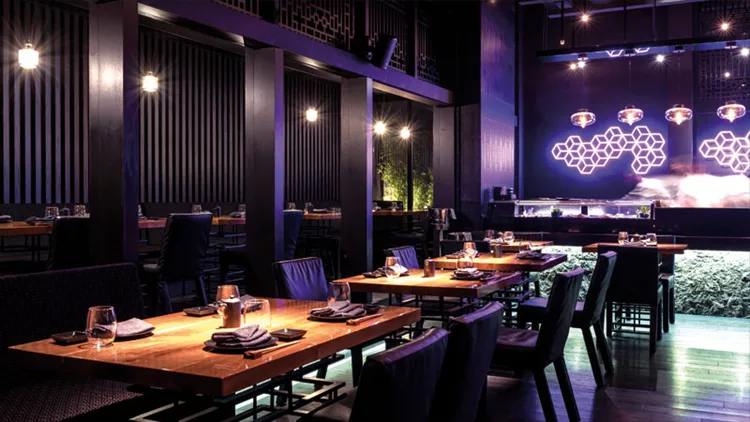 «K for Kiku»: Fun Iαπωνία με... περουβιανό καπέλο