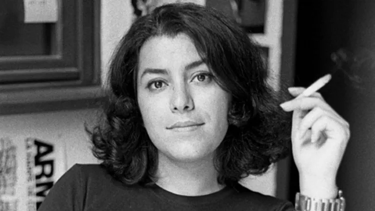 Λέξεις, Σκέψεις και Κουτσομπολιά στη Στέγη με τη Μαρζάν Σατραπί