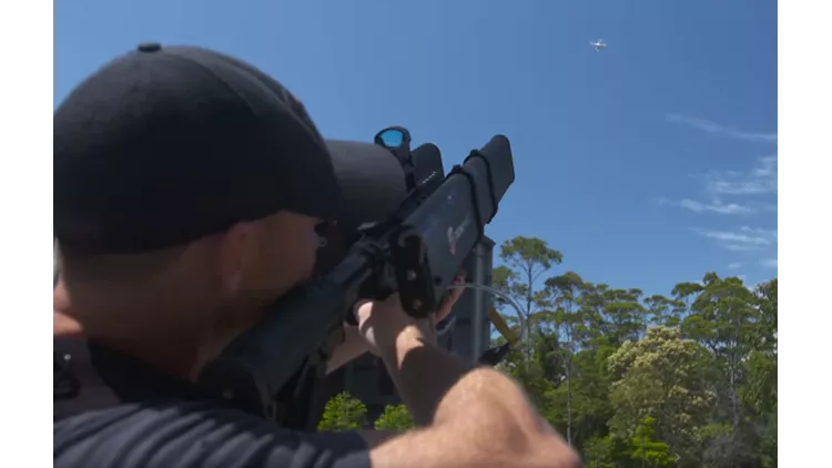 Ειδικό όπλο για drones ετοιμάζει αμερικανική εταιρεία