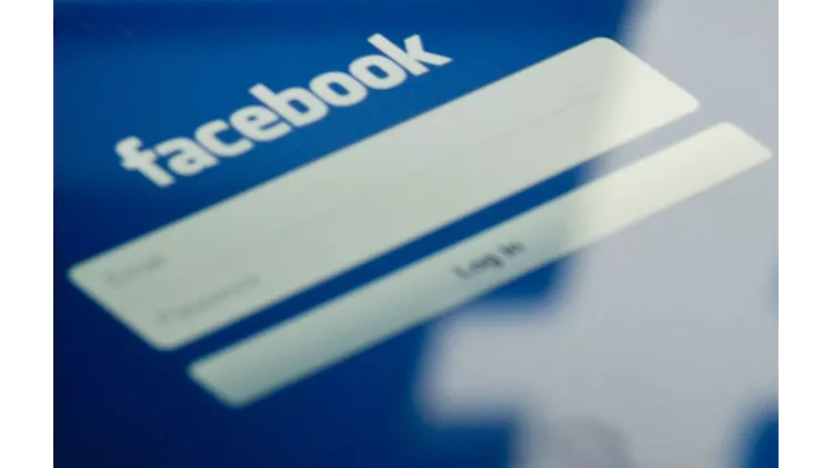 Facebook: να... βρίσκετε κι εσείς τις ψευδοειδήσεις!
