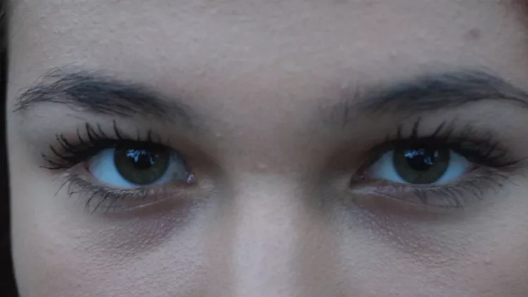 Λάγνα βλέμματα στο Vault