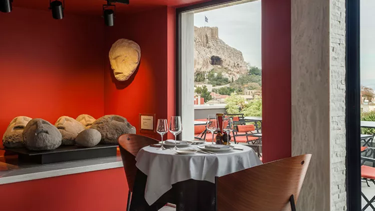 Στο «Modern Rooftop Dining» με το αθηνόραμα Club