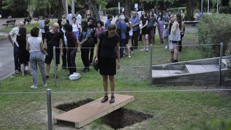 Οι πολιτικές της επιμέλειας και η documenta στο Πάντειο