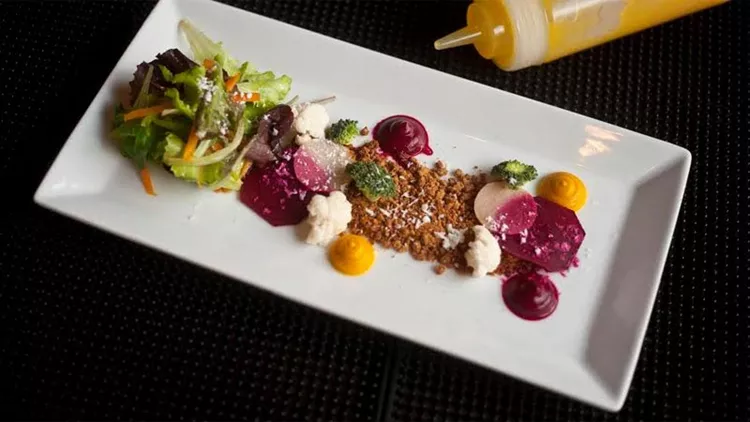 Το «Θείο Τραγί» πατάει το rewind 