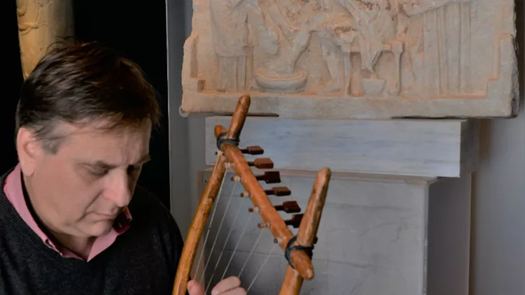 Οδύσσεια με συνοδεία λύρας στο Αρχαιολογικό