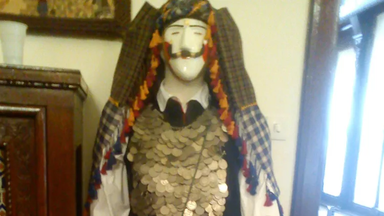 Θέλετε να γνωρίσετε τα αποκριάτικα έθιμα της Ελλάδας; 