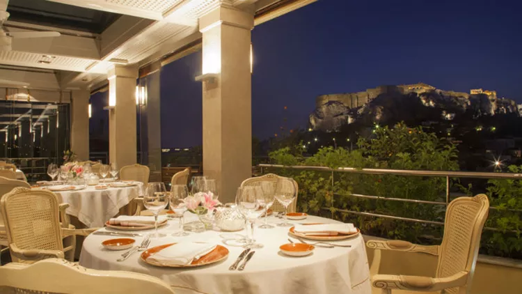 Δείπνο με το Κτήμα Γεροβασιλείου και… την Ακρόπολη