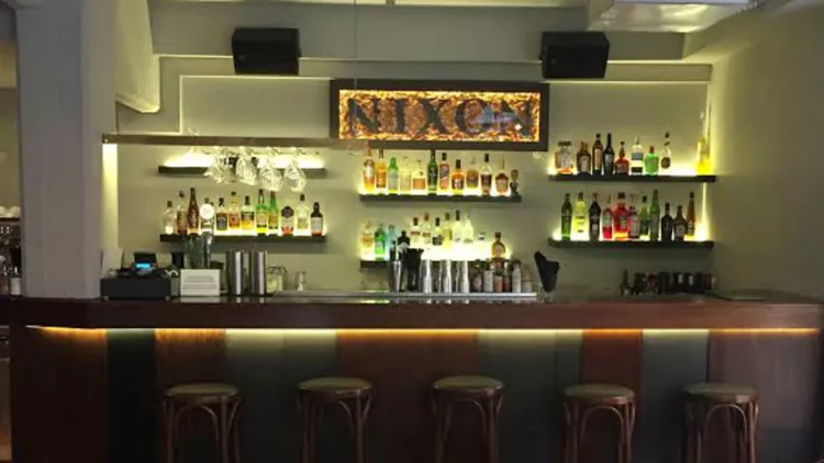 «Nixon», η επιστροφή!