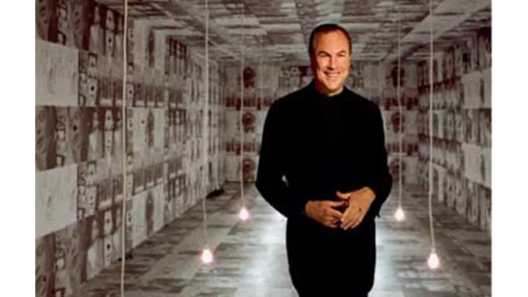 Ο Ρόμπερτ Ουίλσον παρεμβαίνει με την «La Traviata» του στο Μουσείο Ακρόπολης