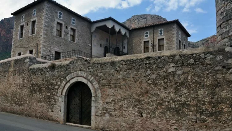 Ξαναζωντανεύει ο Πύργος Τσικαλιώτη στο Λεωνίδιο 