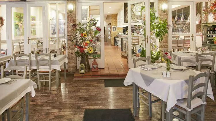 Αυτά τα κρασιά έχουν… άγιο