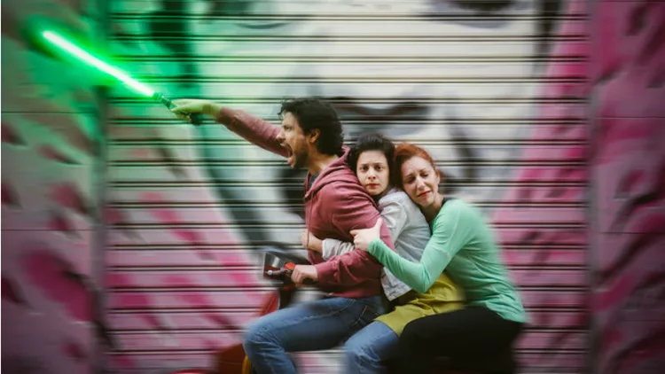 «Τεράστια έκρηξη»… το πέρασμα στην ενηλικίωση