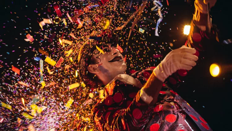 Μια βραδιά φτιαγμένη από τα... κομφετί των Adicts στο Κύτταρο