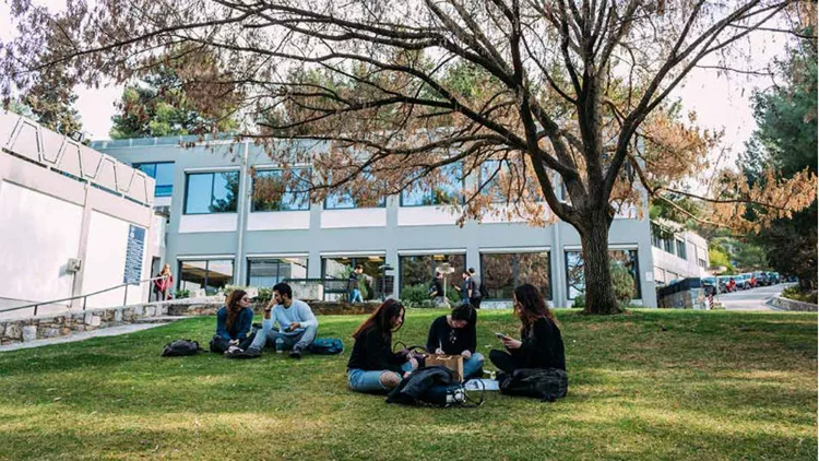 Το Deree φέρνει ένα τριήμερο για όλα τα γούστα