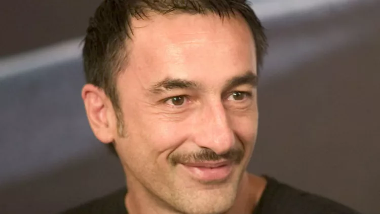 Ο Δημήτρης Παπαϊωάννου χορογραφεί την ομάδα της Πίνα Μπάους