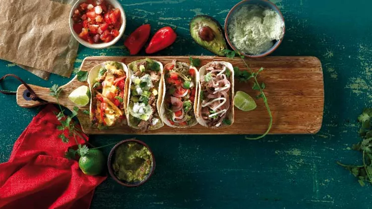 Τα «TGI Fridays» σε αλέγρο μεξικάνικο ρυθμό