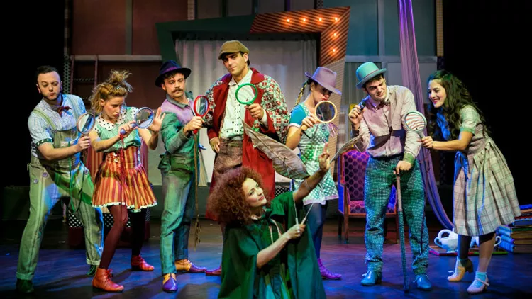 Τι ψάχνει ο Σέρλοκ Χόλμς στην Ελλάδα;