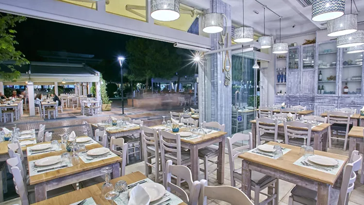 Στο «Λούτσο» με το αθηνόραμα Club 