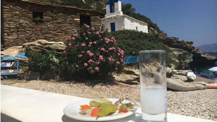 Καλοκαίρι = ούζο = κέφι!