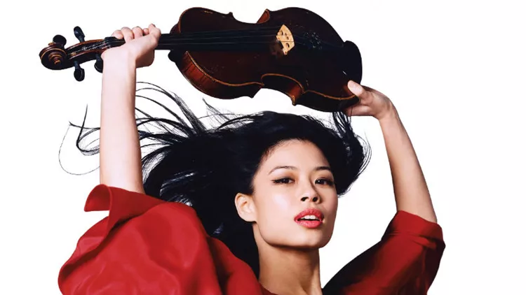 To crossover σύμπαν της Vanessa-Mae