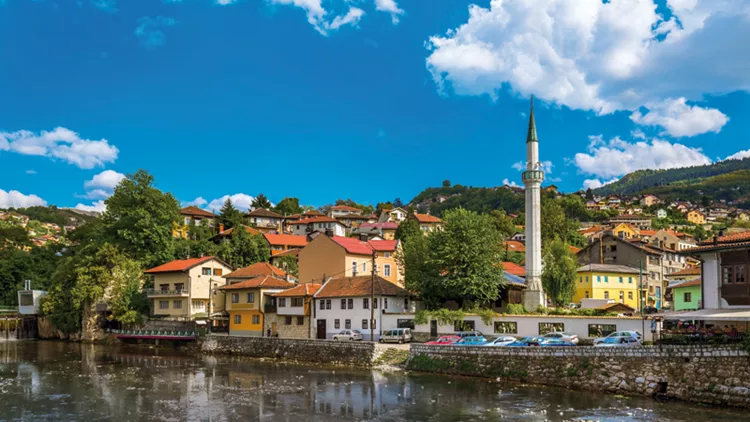 Το Σεράγεβο είναι μια πόλη-μωσαϊκό για ανήσυχους ταξιδιώτες