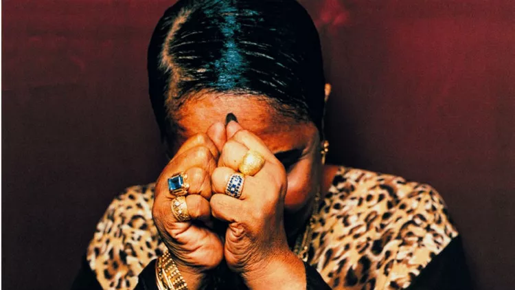 Η «ξυπόλητη ντίβα» ζει! 