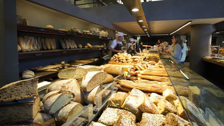 Δωρεάν ψωμί σε ανέργους, πολύτεκνους και απόρους