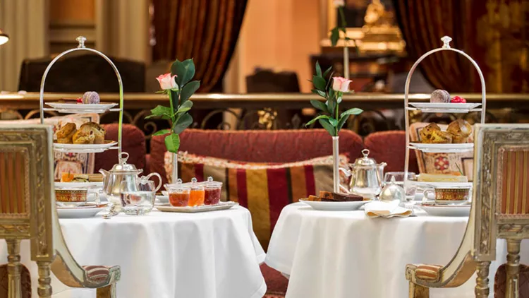 Γιορτινό high tea στη «Μεγάλη Βρεταννία»