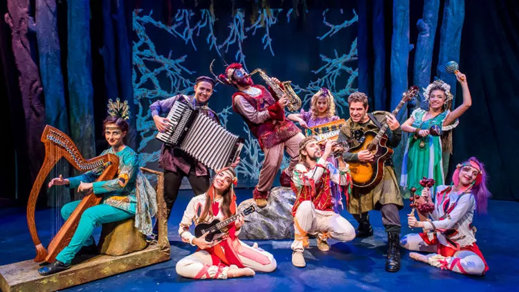 Το «Χρυσό Αρισμαρi» ντύνεται αποκριάτικα