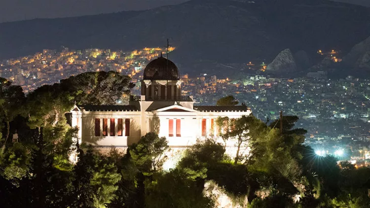 Τρία ραντεβού κάτω από τα αστέρια