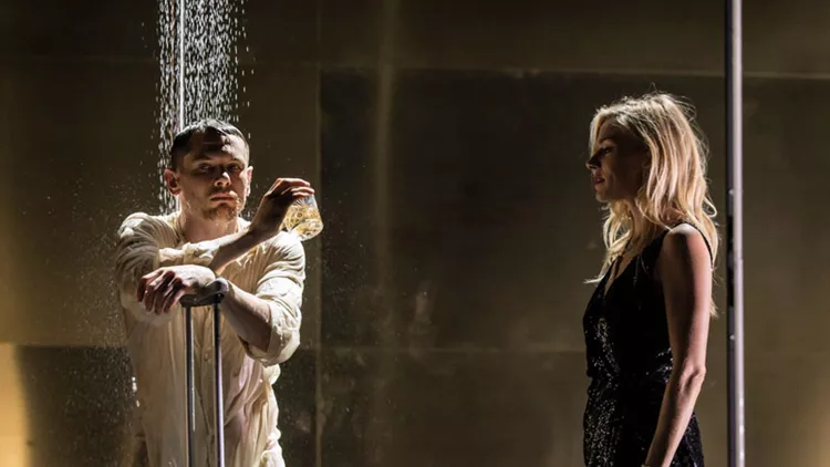 «Λυσσασμένη γάτα» η Σιένα Μίλερ