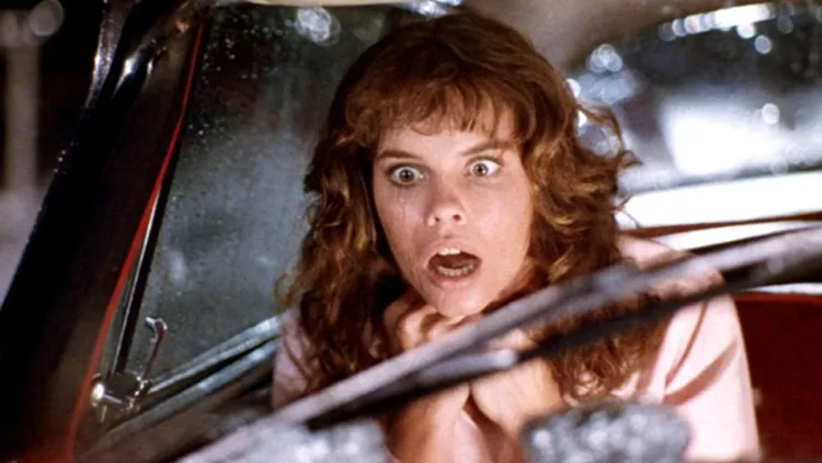 Οι μεταμεσονύκτιες προβολές επιστρέφουν για τα καλά στην Αθήνα