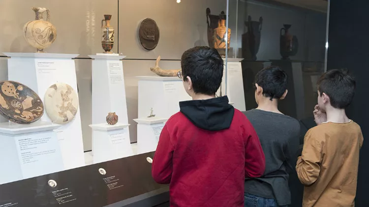 Μαζί με τα παιδιά στο Μουσείο και στο Θέατρο