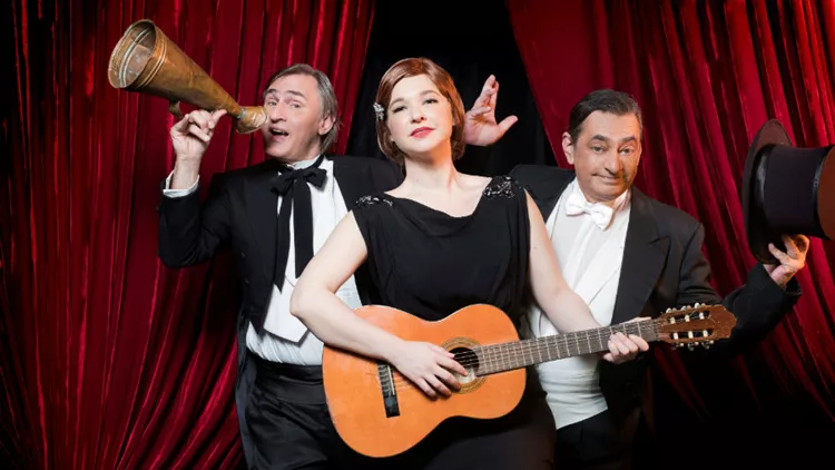 Άκης Σακελλαρίου: «Το μουσικό θέατρο μιλάει στην ψυχή μας»