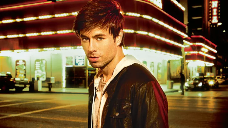 Ενρίκε Ιγκλέσιας | Ο βασιλιάς της latin pop έρχεται στην Αθήνα!