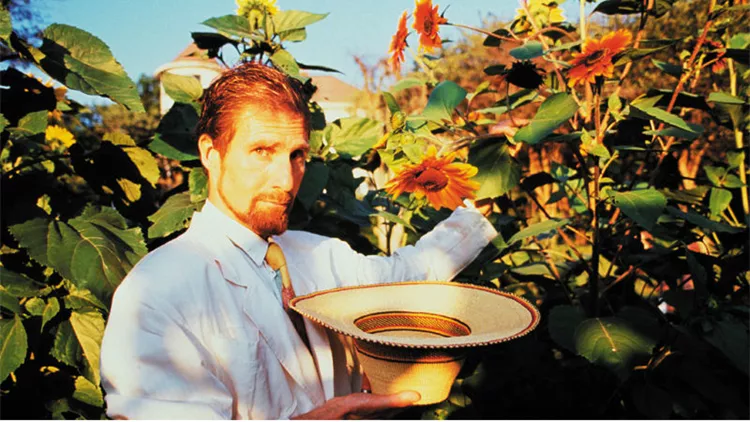 Μόουζες Πέντλετον: «Με ανησυχεί η κυριαρχία της τεχνητής νοημοσύνης»