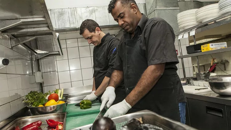Το Refugee Food Festival στρώνει διαπολιτισμικό τραπέζι