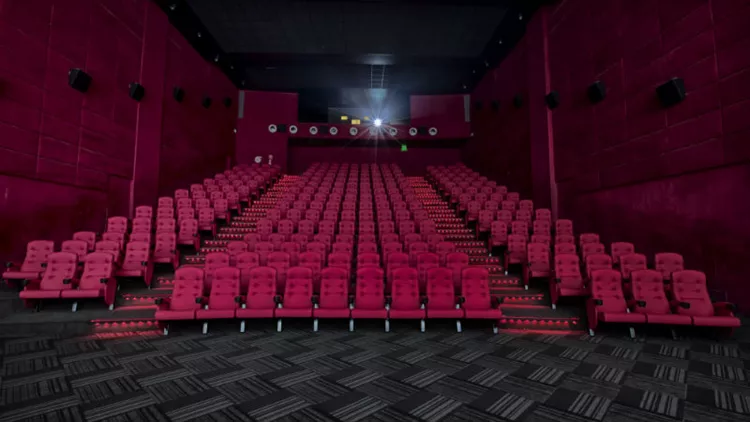 Διεθνή διάκριση για τα Village Cinemas στη Βαρκελώνη