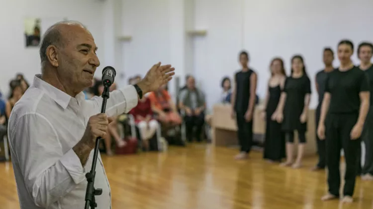 Το θέατρο του Θεόδωρου Τερζόπουλου είναι η αντιπρόταση στη λήθη