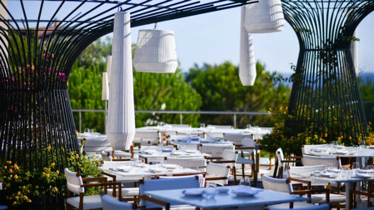 Ο κομψός ιαπωνισμός του «Onuki» στην «Costa Navarino»