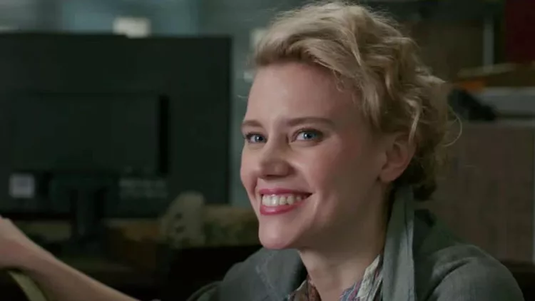 Η Κέιτ ΜακΚίνον είναι το μοντέρνο υπερόπλο της κωμωδίας