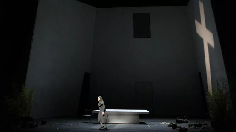 Προετοιμάζοντας τους αυριανούς λυρικούς τραγουδιστές: «Αδελφή Αγγελική»/»Μανδύας» & «Raven revisited»