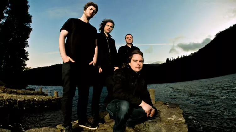 Ο θεός είναι αστροναύτης και εμφανίζεται στο «Fuzz»