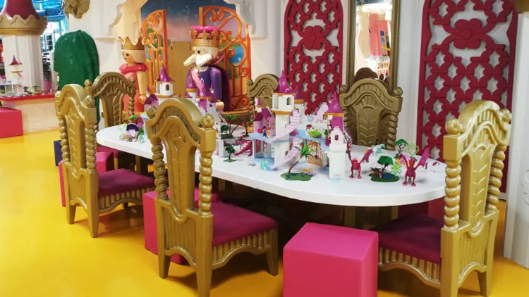 Ένα νέο Παραμυθένιο Παλάτι φέρνει τη μαγεία στο PLAYMOBIL Fun Park