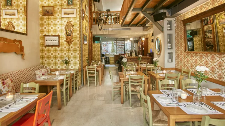 «Κιουζίν»: Παλιά δαντέλα και superfoods