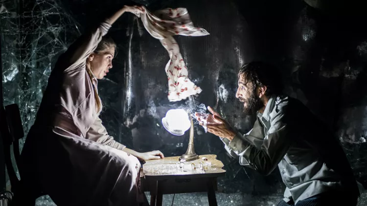 Ο γυάλινος κόσμος