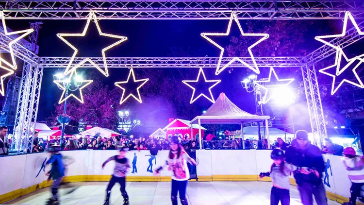 Δωρεάν χριστουγεννιάτικες εκδηλώσεις σε όλους τους δήμους της πόλης