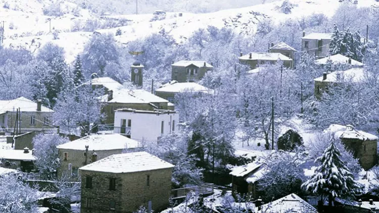 Τα πιο γραφικά χωριά κοντά στα χιονοδρομικά